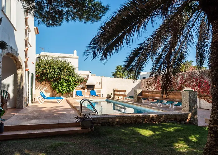 ヴィラ Carmen エス・メルカダル