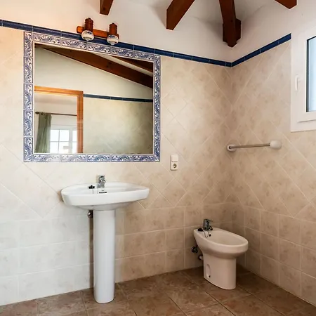 Carmen Вилла Меркадаль